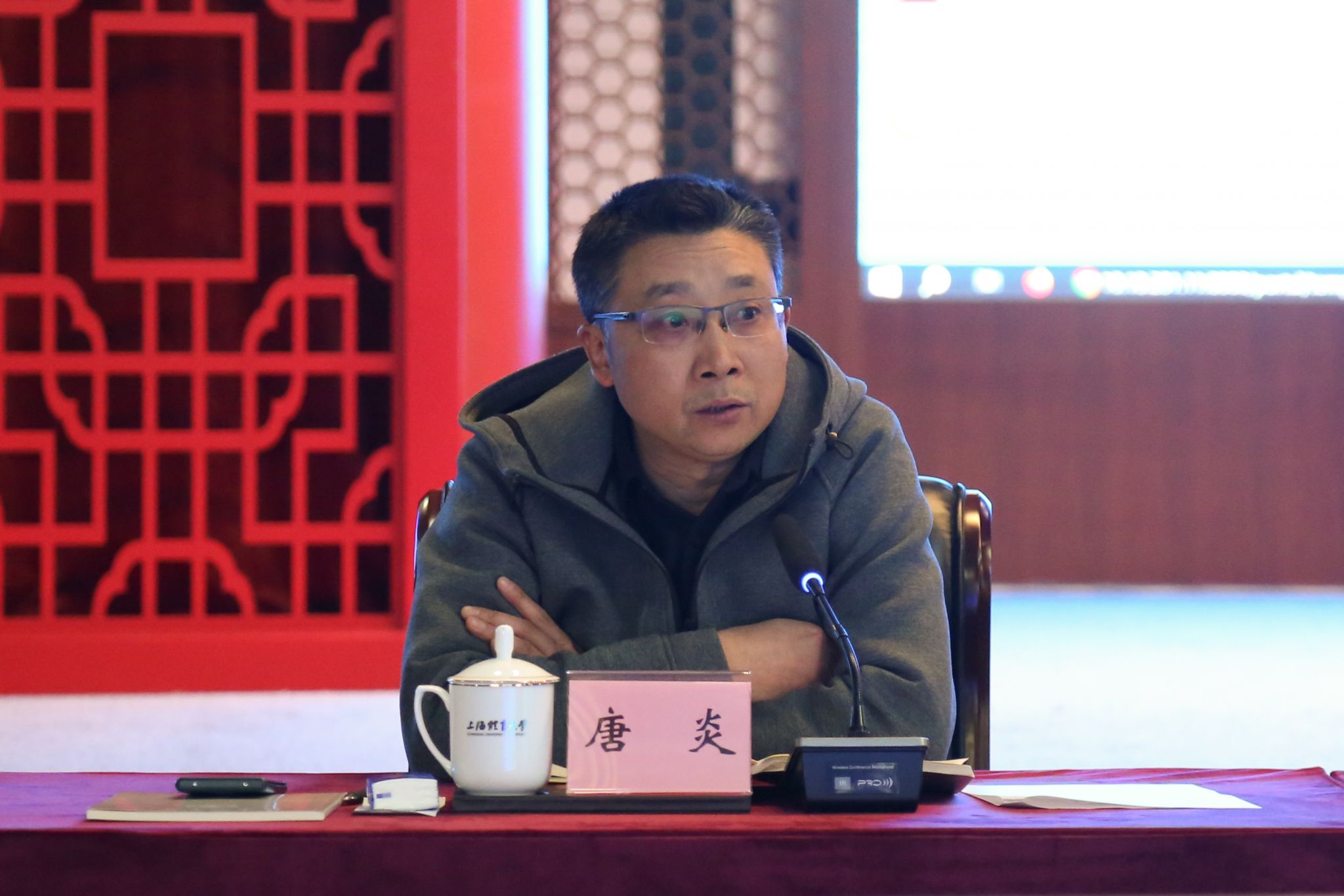 副校长唐炎布置新学期教学培养工作安排,他强调各单位要做好开学前